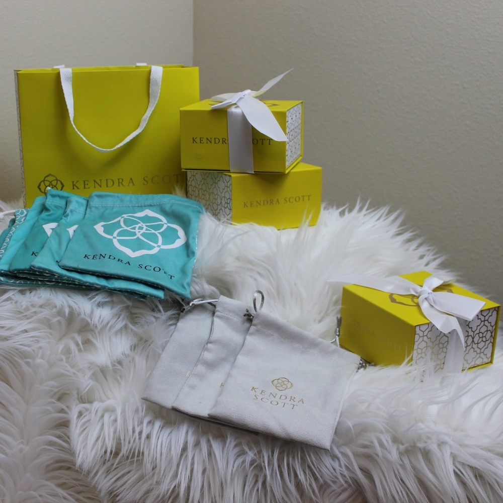 Kendra Scott Gift Bag Set